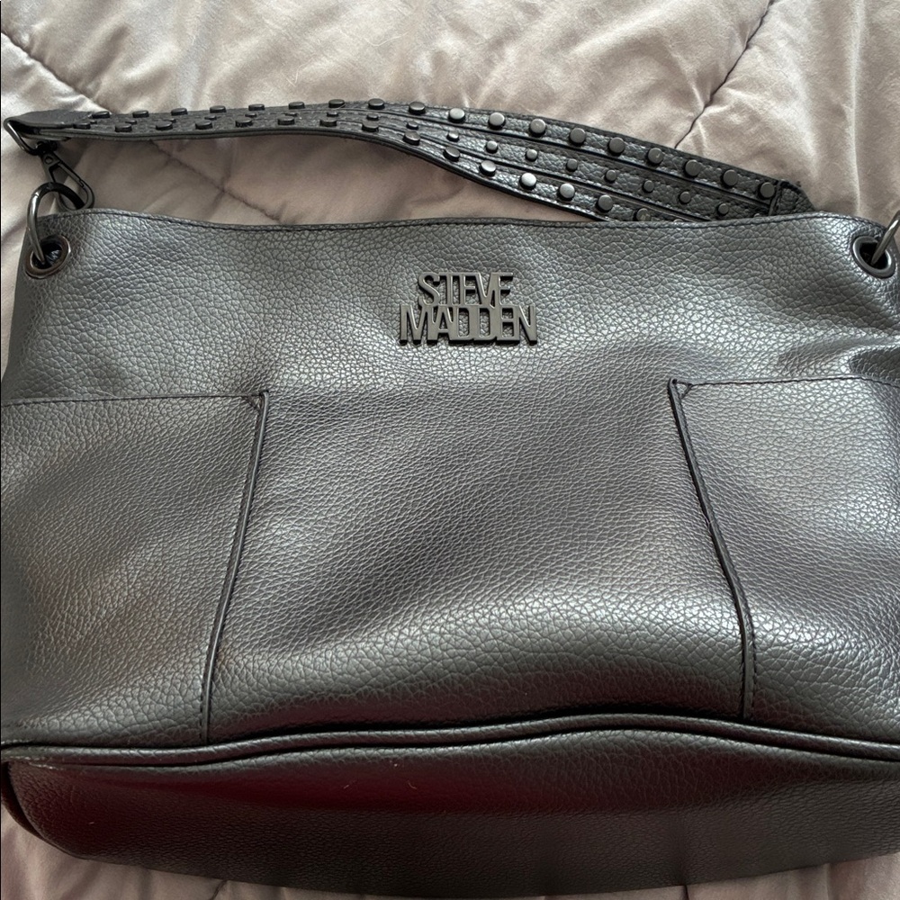 Steve Madden Sleek Black Shoulder Bag
